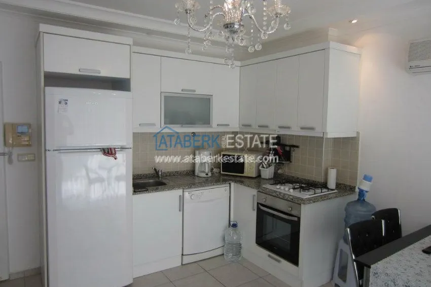 Квартира 1+1 в европейском районе Оба. 8 