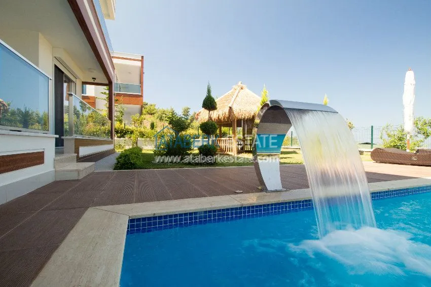 Приватный комплекс с виллами люкс класса в Каргыджаке 67