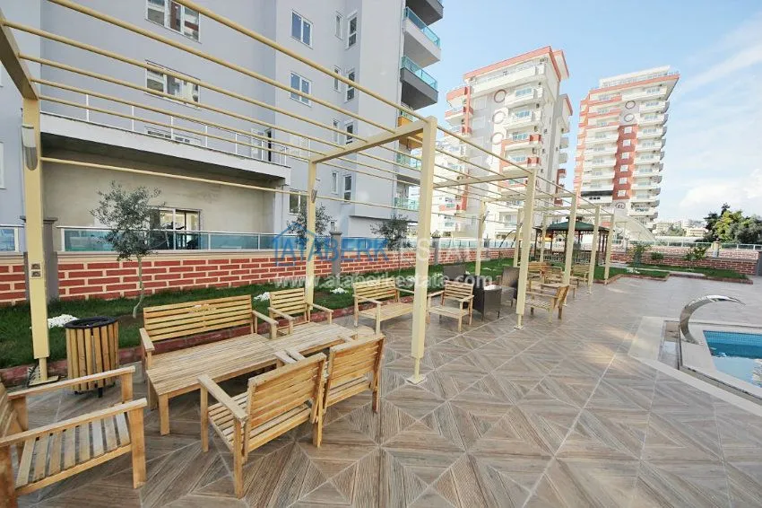 Просторные апартаменты в потрясающим видом на море и горы. 10 