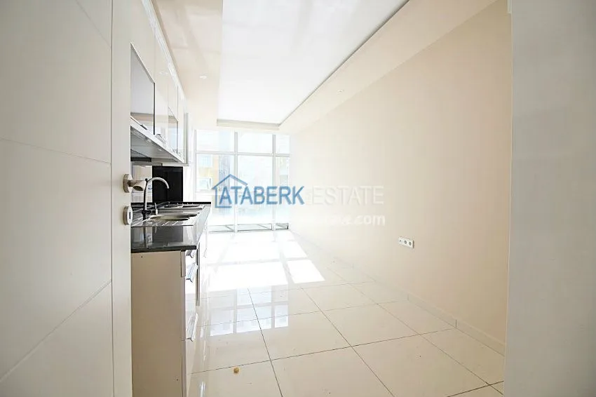 Четырехкомнатные апартаменты в районе Махмутлар 6 