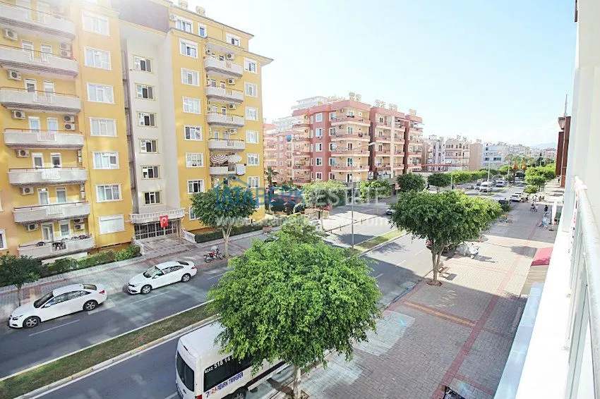 Четырехкомнатные апартаменты в районе Махмутлар 27 