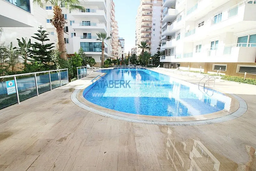 Четырехкомнатные апартаменты в районе Махмутлар 32 