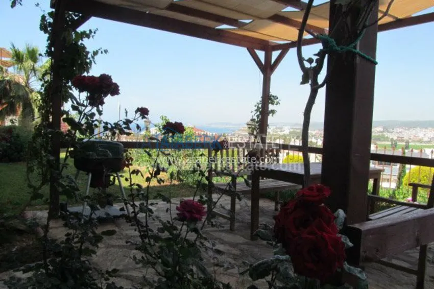 Квартиры в комплексе европейского типа в Авсалларе 19 