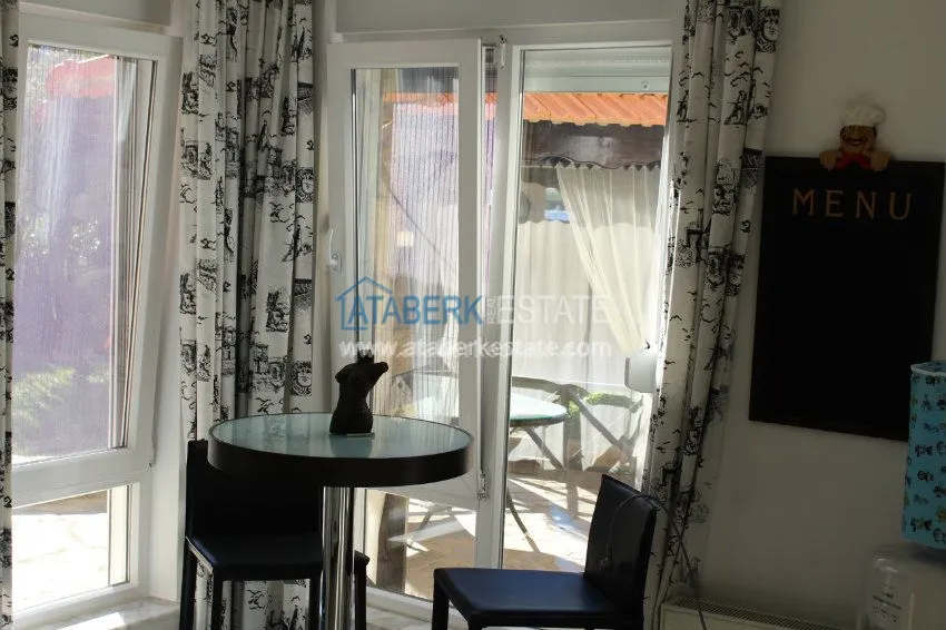 Дом с садом и бассейном у моря 13 