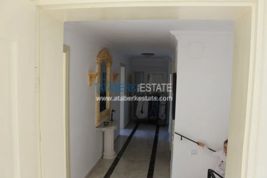 Дом с садом и бассейном у моря 20 