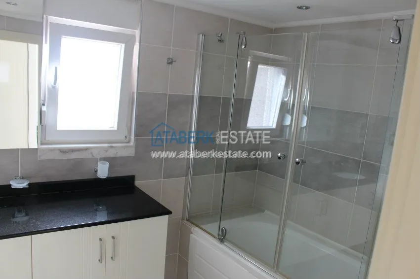 Дом с садом и бассейном у моря 28 