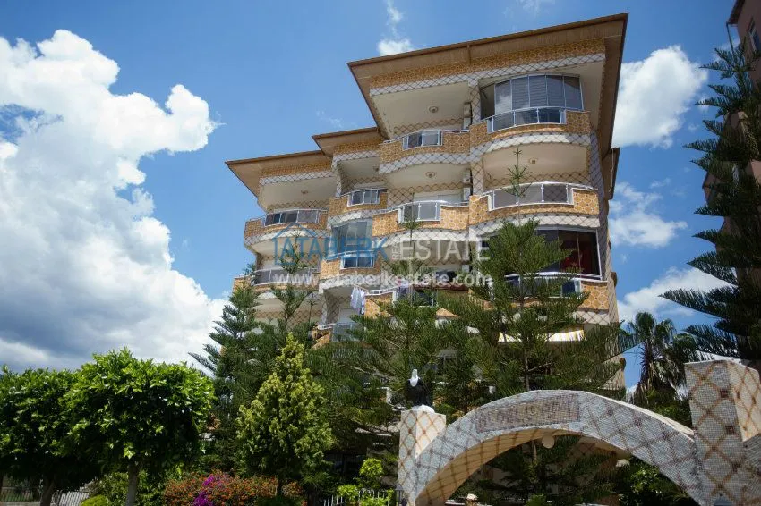 Комфортабельные апартаменты 2+1 с мебелью в Оба. 1 