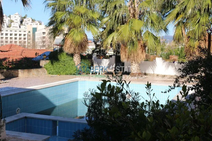 Вилла с собственным участком в районе Конаклы. 10 