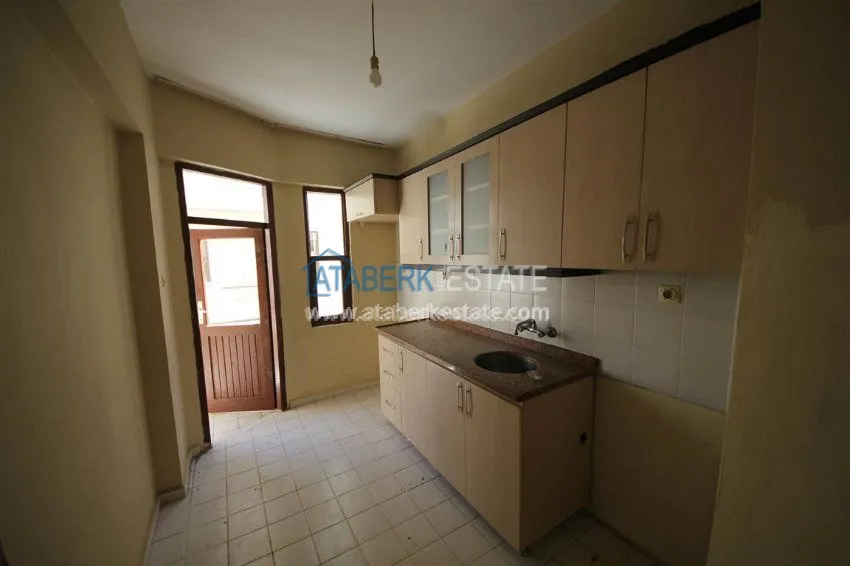 Квартира в 100 метрах от моря по супер стоимости с отдельной кухней 8 