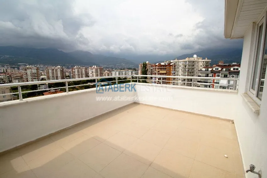 Квартира-дуплекс 4+1 с секретом 10 