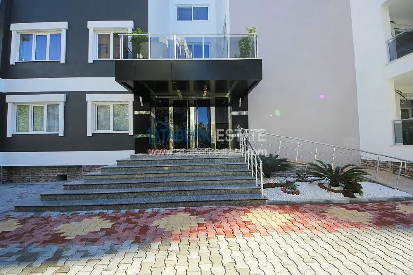 Квартира 1+1 по доступной цене в cовременном районе Алании – Махмутлар 10 