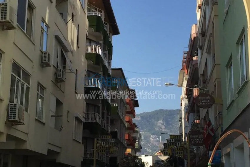 Городской отель с апартаментами в районе пляжа Клеопатра. 23 