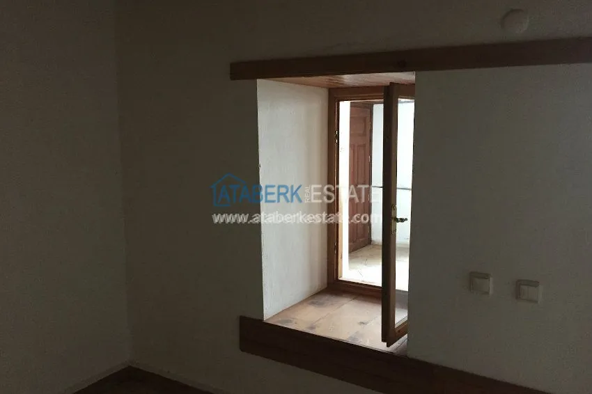 Старинный особняк с потрясающим видом 34 