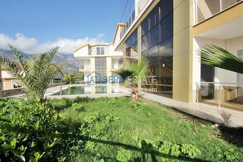 Вилла с потрясающим видом в Каргыджак 6 