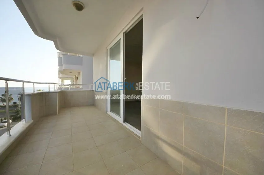 Квартира 2+1 на первой линии  13 