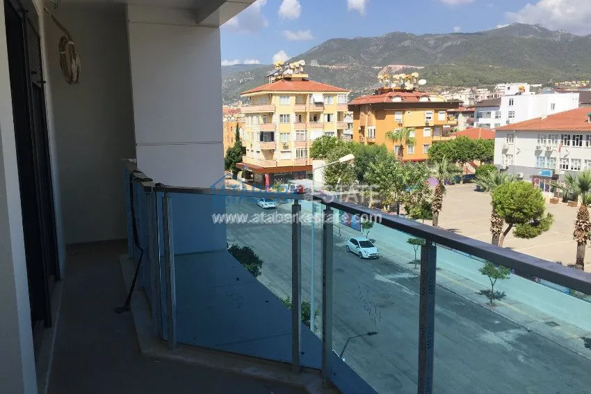 Квартиры разных планировок в европейском районе Оба 46 