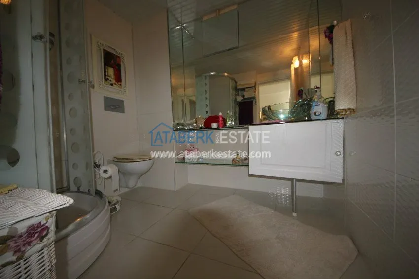 На первой береговой линии апартаменты с двумя спальнями. 15 