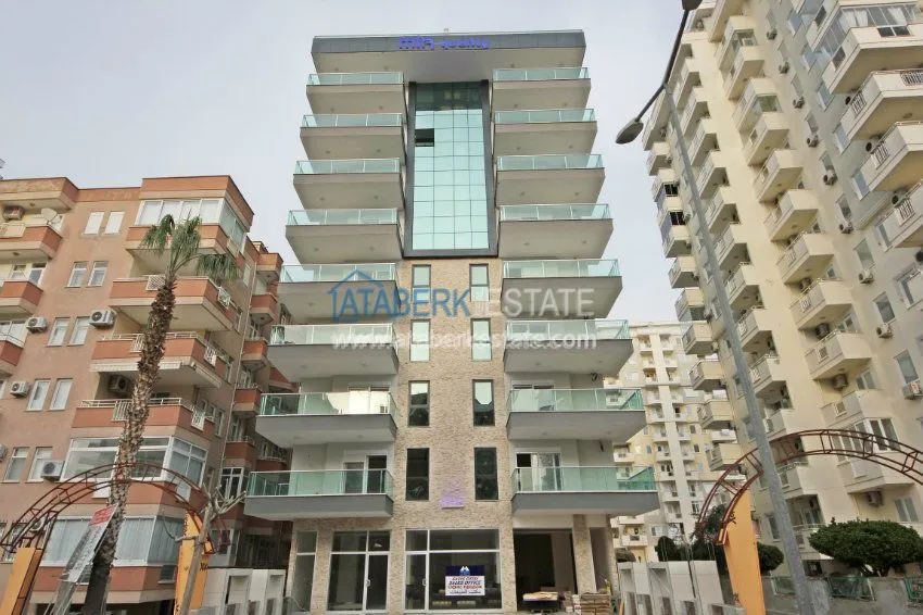 Трехкомнатная квартира в новостройке по низкой цене! 1 