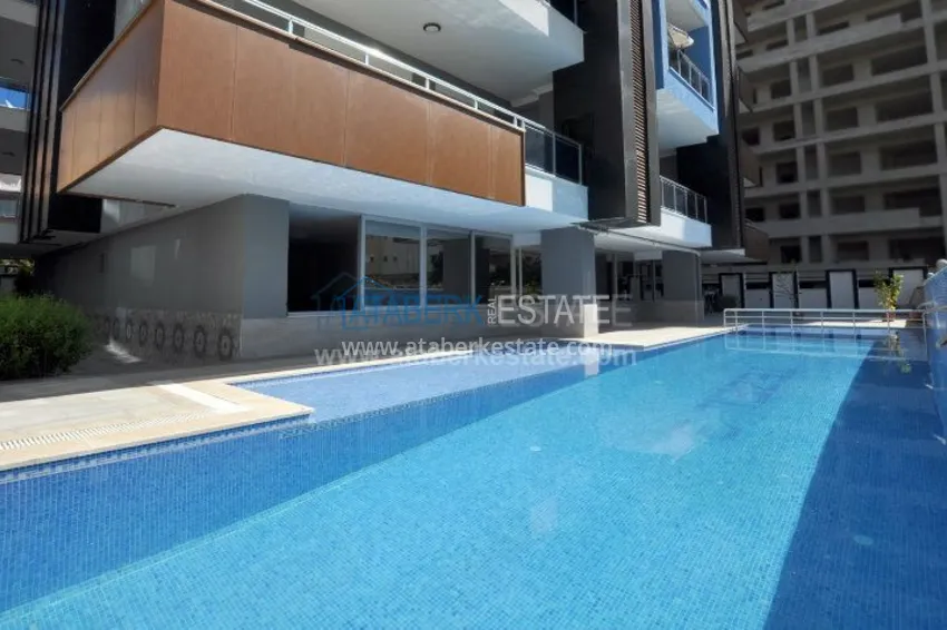 Квартира 1+1 в современном комплексе в Махмутларе 1 