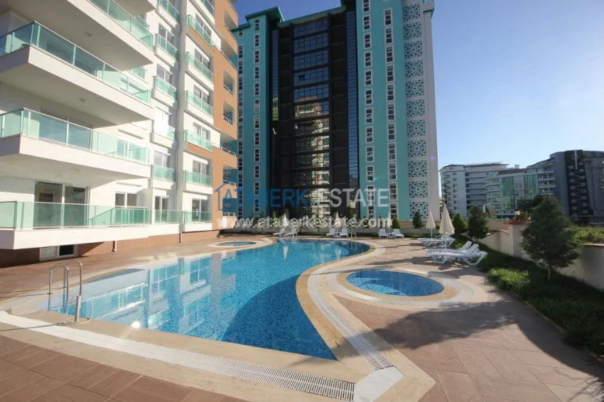 Апартаменты 1+1 в  современном комплексе от надежного застройщика в районе Махмутлар 8 