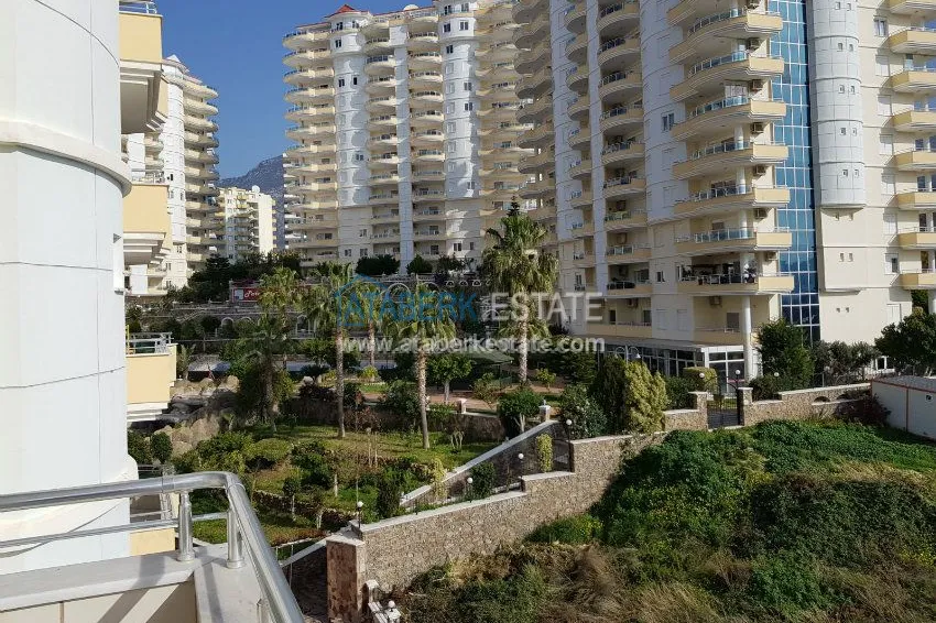 На продаже от собственника квартиры в Парадайс Хилл 5 