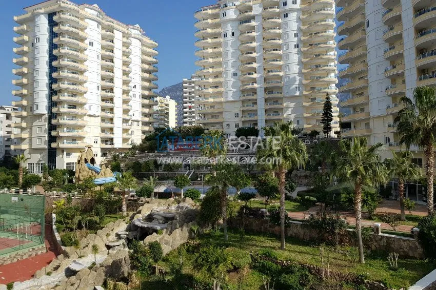 На продаже от собственника квартиры в Парадайс Хилл 9 