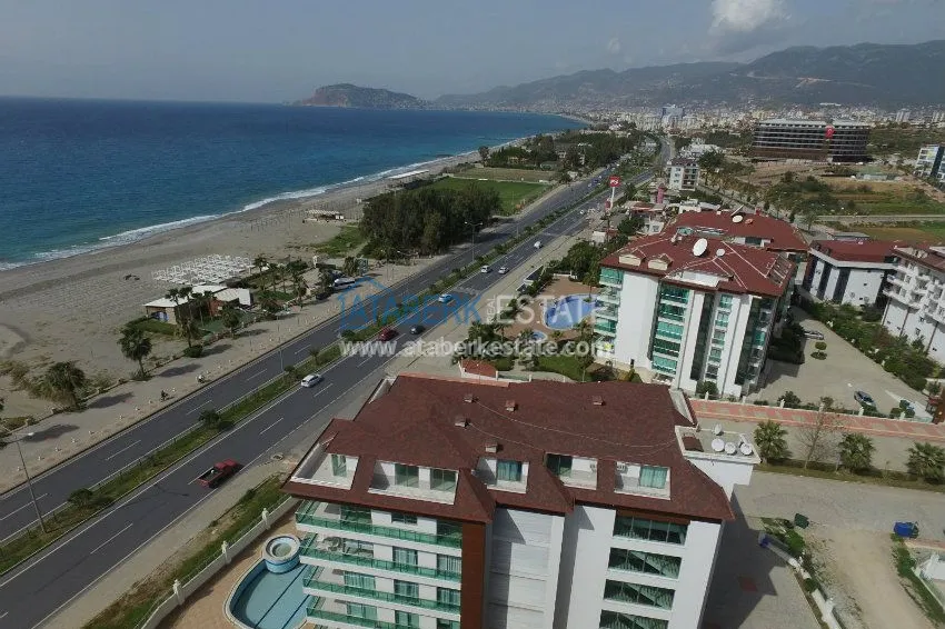 Пентхаус на первой береговой линии, с видом на море, ждет вас! 5 