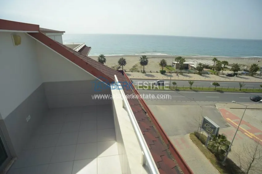 Пентхаус на первой береговой линии, с видом на море, ждет вас! 16 