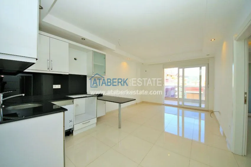 Квартира 1+1 близко к пляжу Клеопатры. 5 