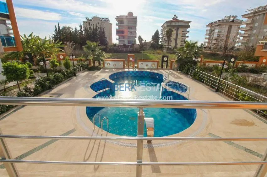 Апартаменты 1+1 в благоустроенном комплексе на первой линии 19 