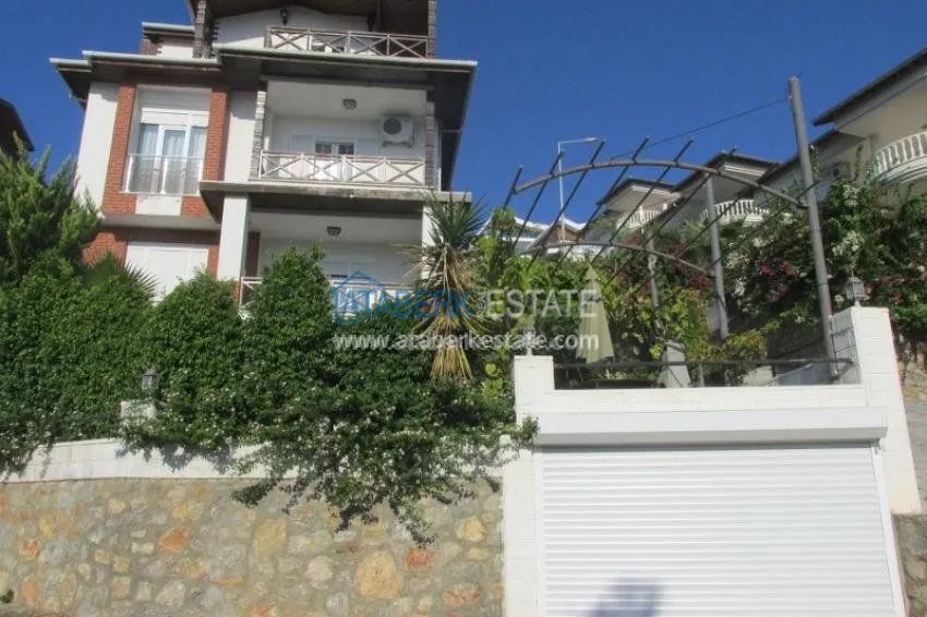 Шикарная вилла с отличными видами в Конаклы 3 