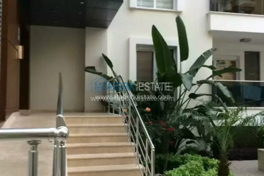 Двухкомнатные апартаменты с мебелью в центре Аланьи 10 