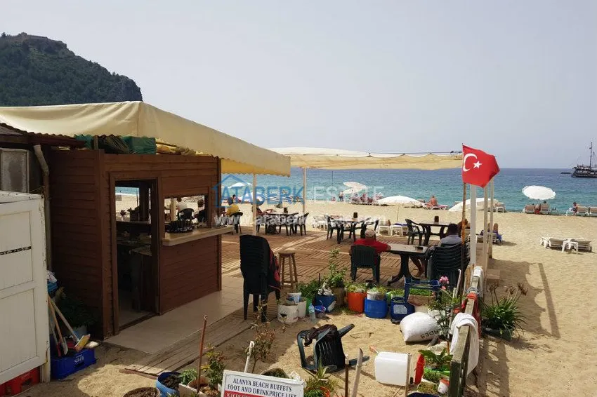 Популярный отель в самом центре Алании 14