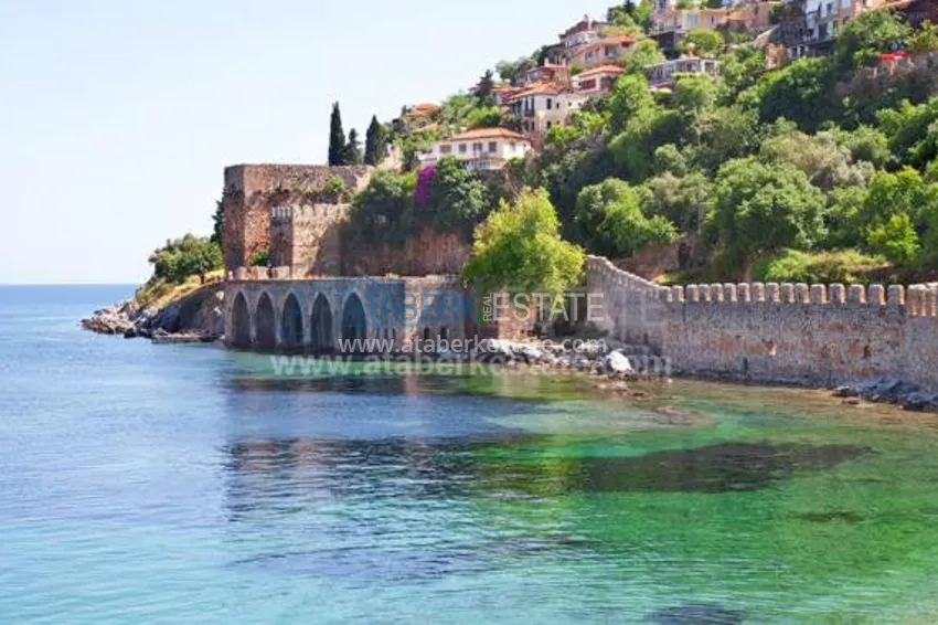 Городской отель с апартаментами в районе пляжа Клеопатра. 24 