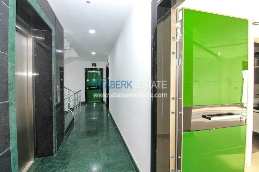 Апартаменты 1+1 в благоустроенном комплексе на первой линии 26 