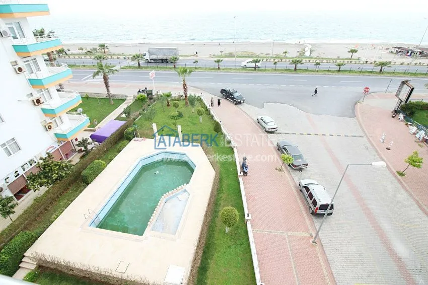 Меблированная 2+1 с прямым видом на море от собственника в 50м от пляжа 4 