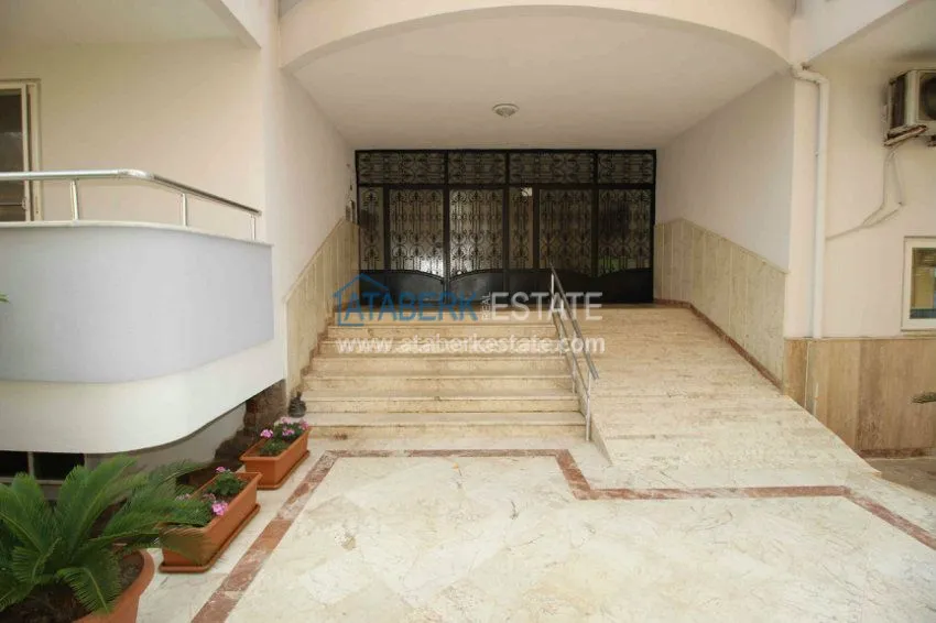 1+1 с мебелью и техникой в центре города от Владельца 5 