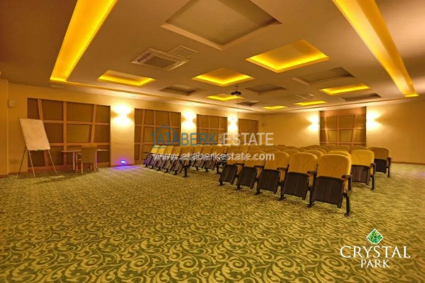 ЛЮКС апартаменты 2+1 в комплексе Кристал парк. 10 