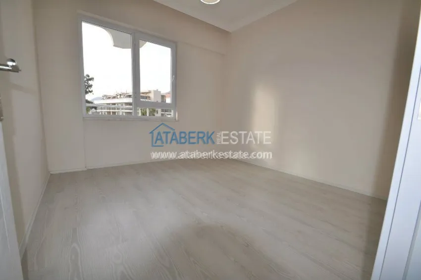  Комплекс с бассейном с просторными квартирами 26 