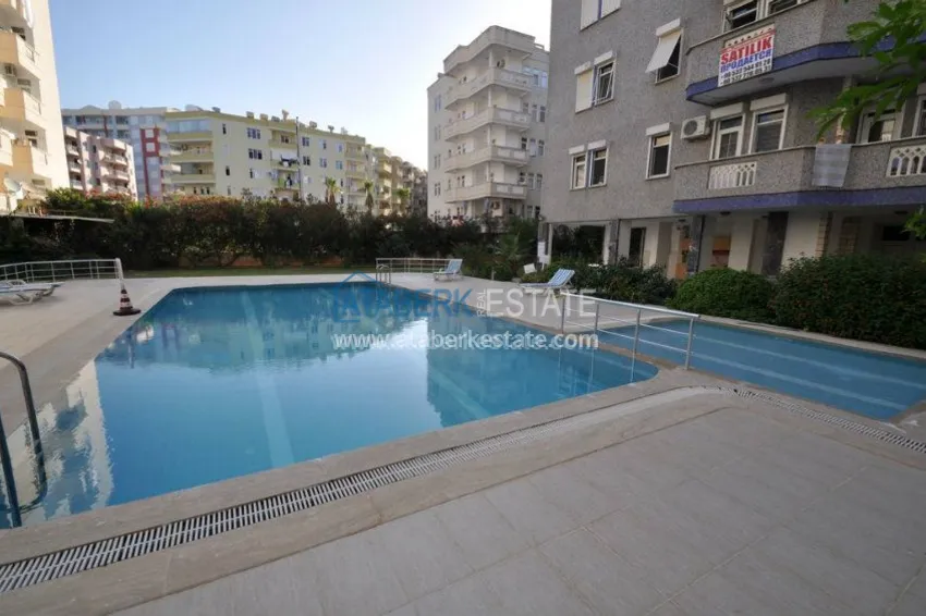 Трехкомнатная квартира на первой линии от моря 21