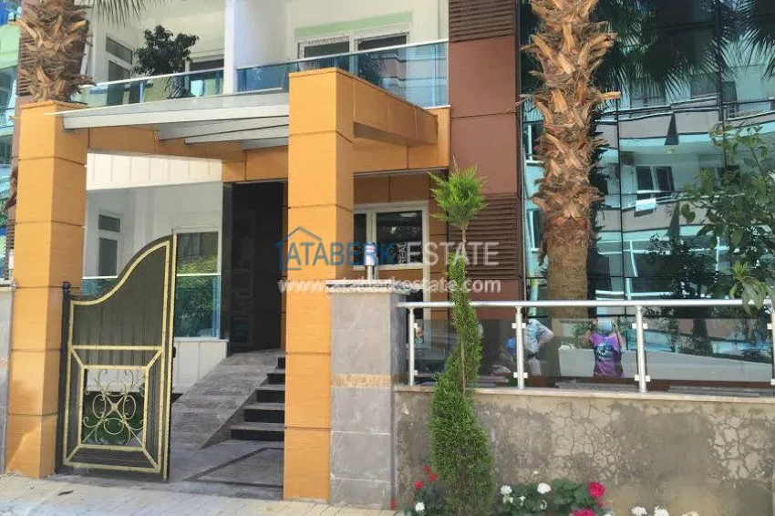 Полностью укомплектованные двухкомнатные апартаменты в современном комплексе. 45